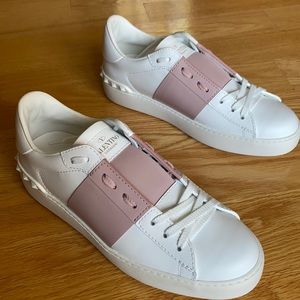NIB VALENTINO ROCKSTUD TENNIS SNEAKERS